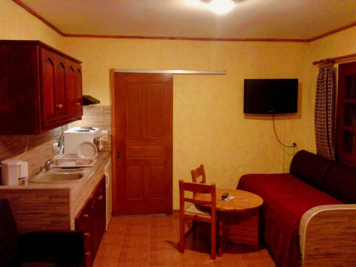 Sunrise Apartments Palekastro Bagian luar foto