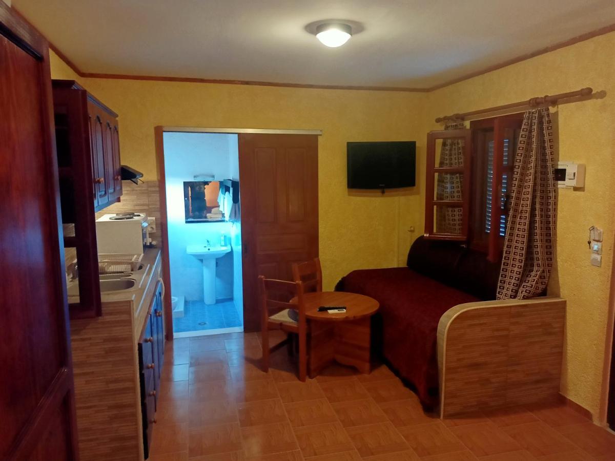 Sunrise Apartments Palekastro Bagian luar foto